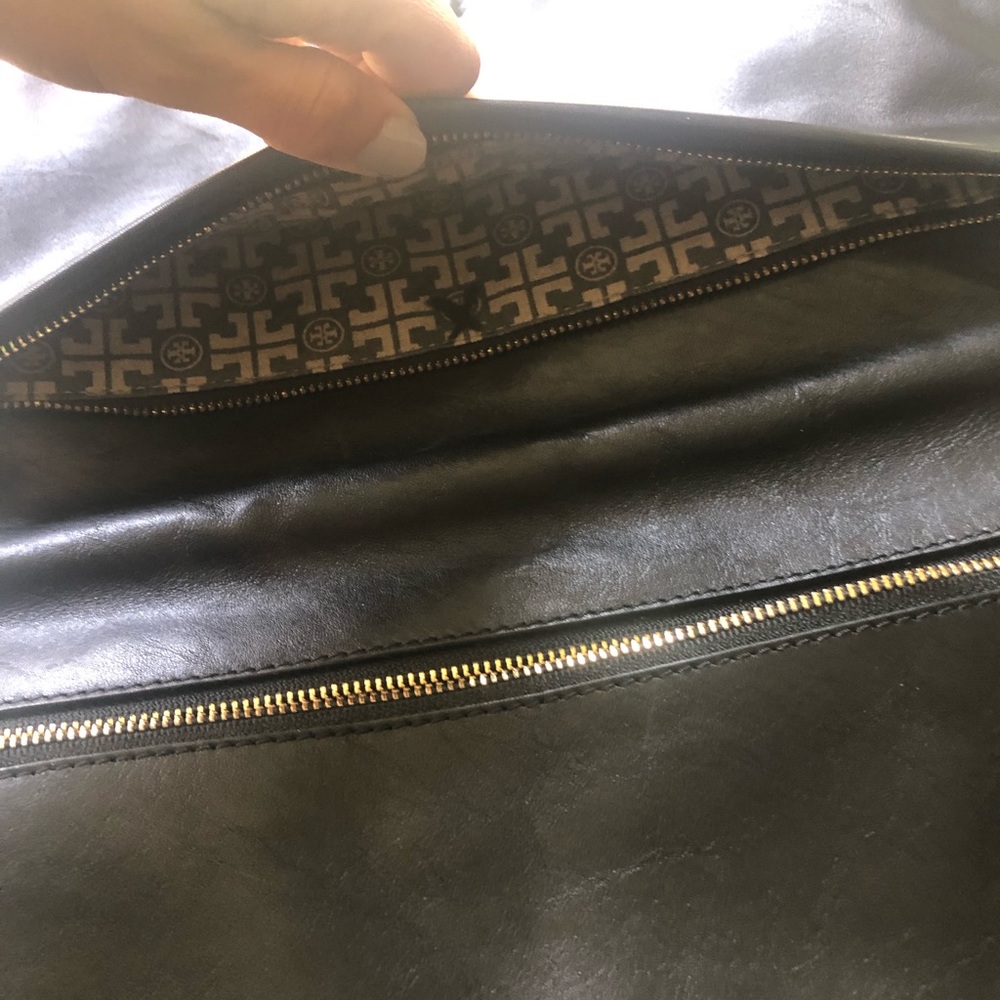 Authentic Tory Burch Reva Clutch